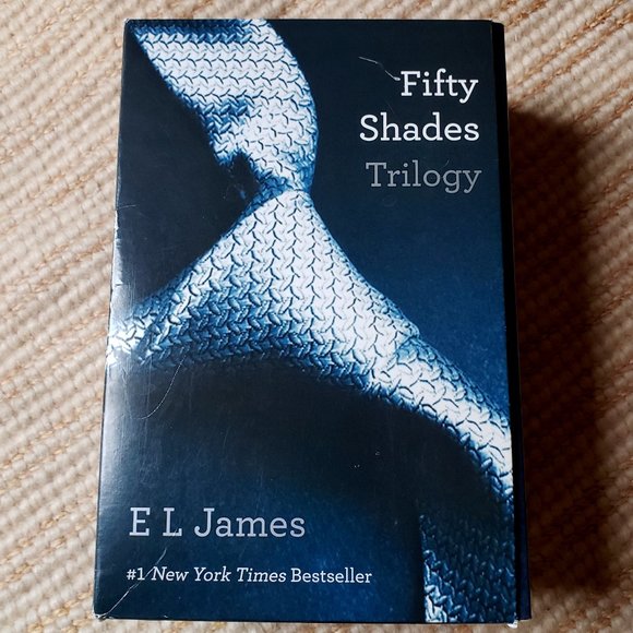 Fifty Shades trilogy book set - paperback - Picture 1 of 7